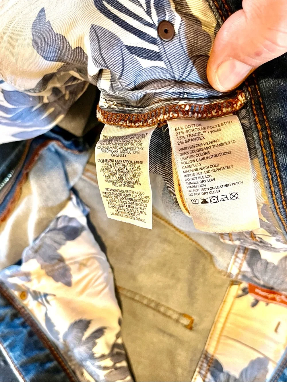 Slim Straight Men's Jeans in Medium Blue Denim. Tommy Bahama Indigo Palms